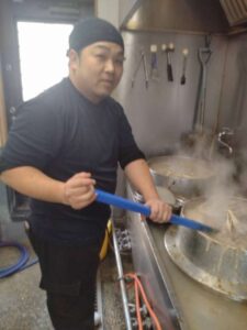 ラーメン与七求人情報スタッフ紹介