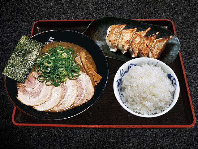 餃子定食